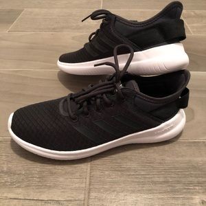 *SOLD* Women’s Adidas Cloudfoam